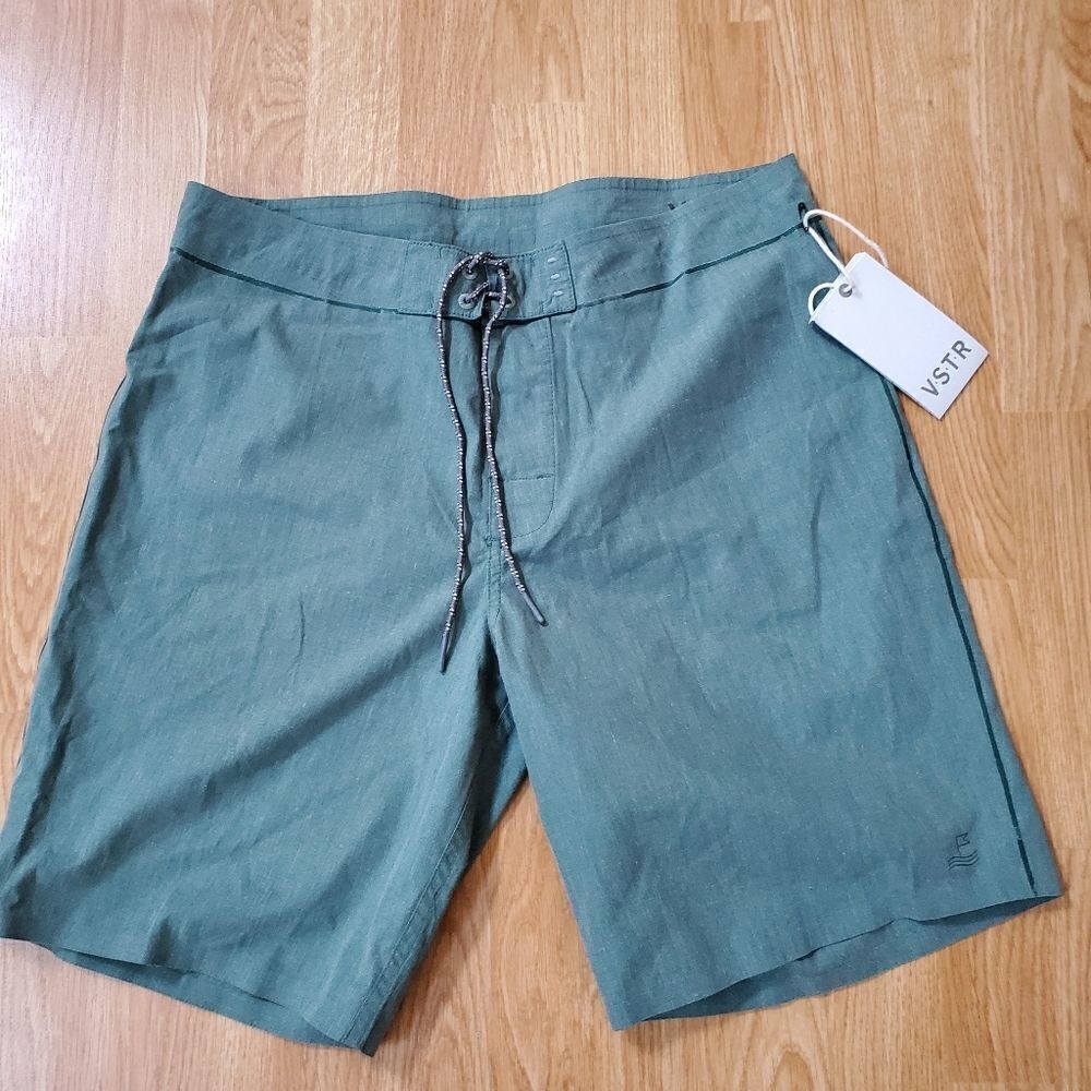 VSTR Union Board Shorts size 32 in Green - NEW